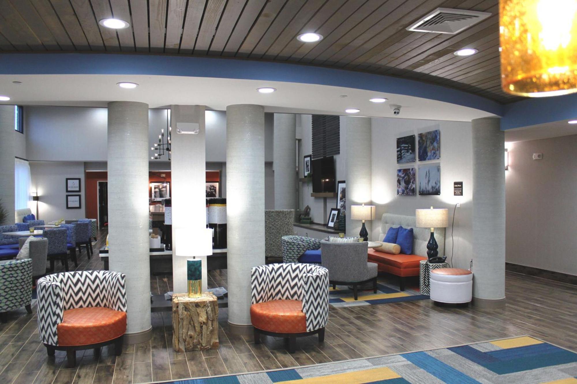 Hampton Inn Forsyth Eksteriør billede